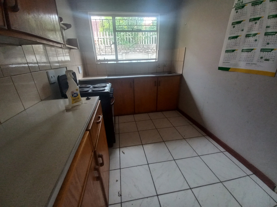To Let 2 Bedroom Property for Rent in La Hoff North West